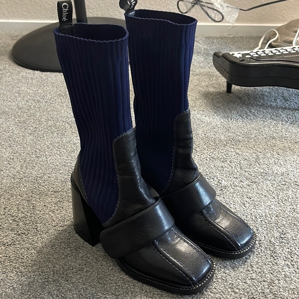 Chloé sock boots 👢